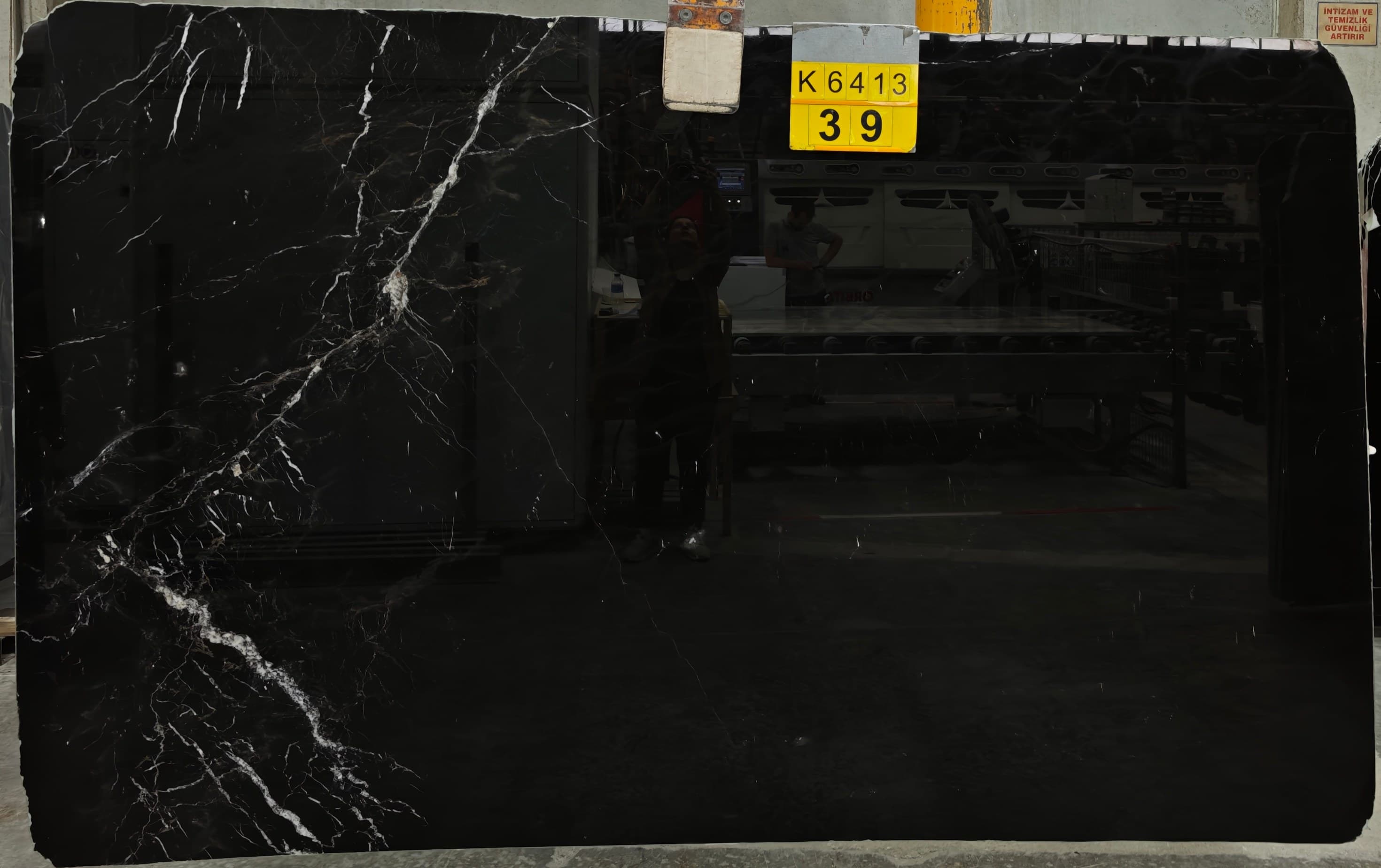 Negro Alexandrette · Select · 188×310×2 cm
