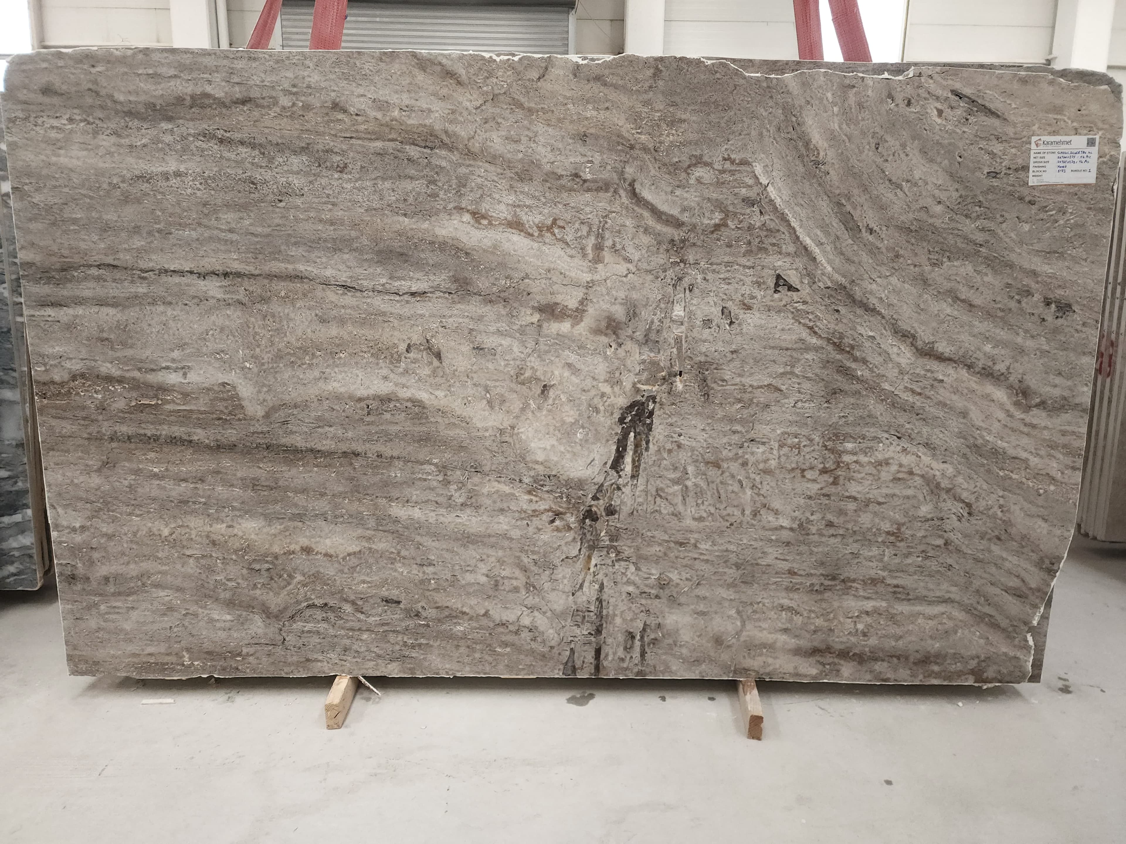 Travertino Silver · Select