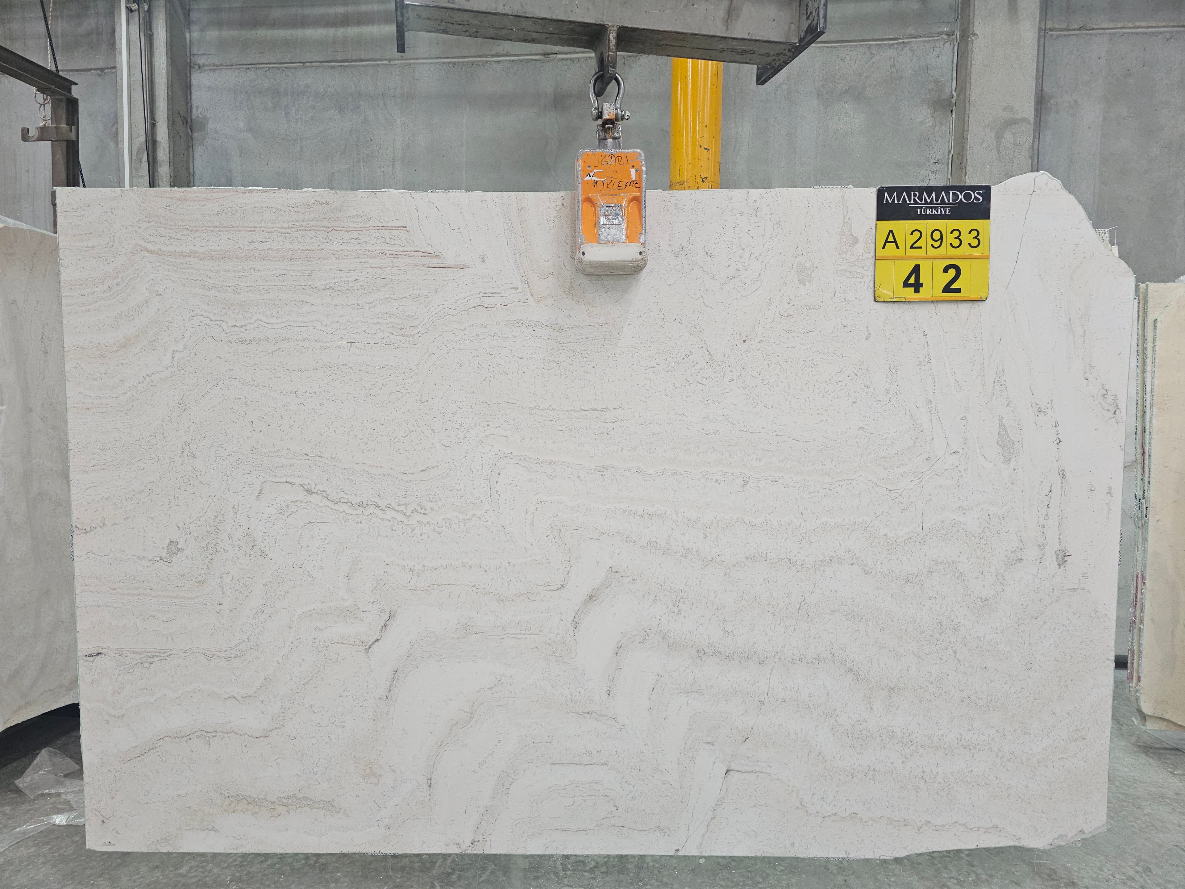 White Travertine Vein-Cut · Select