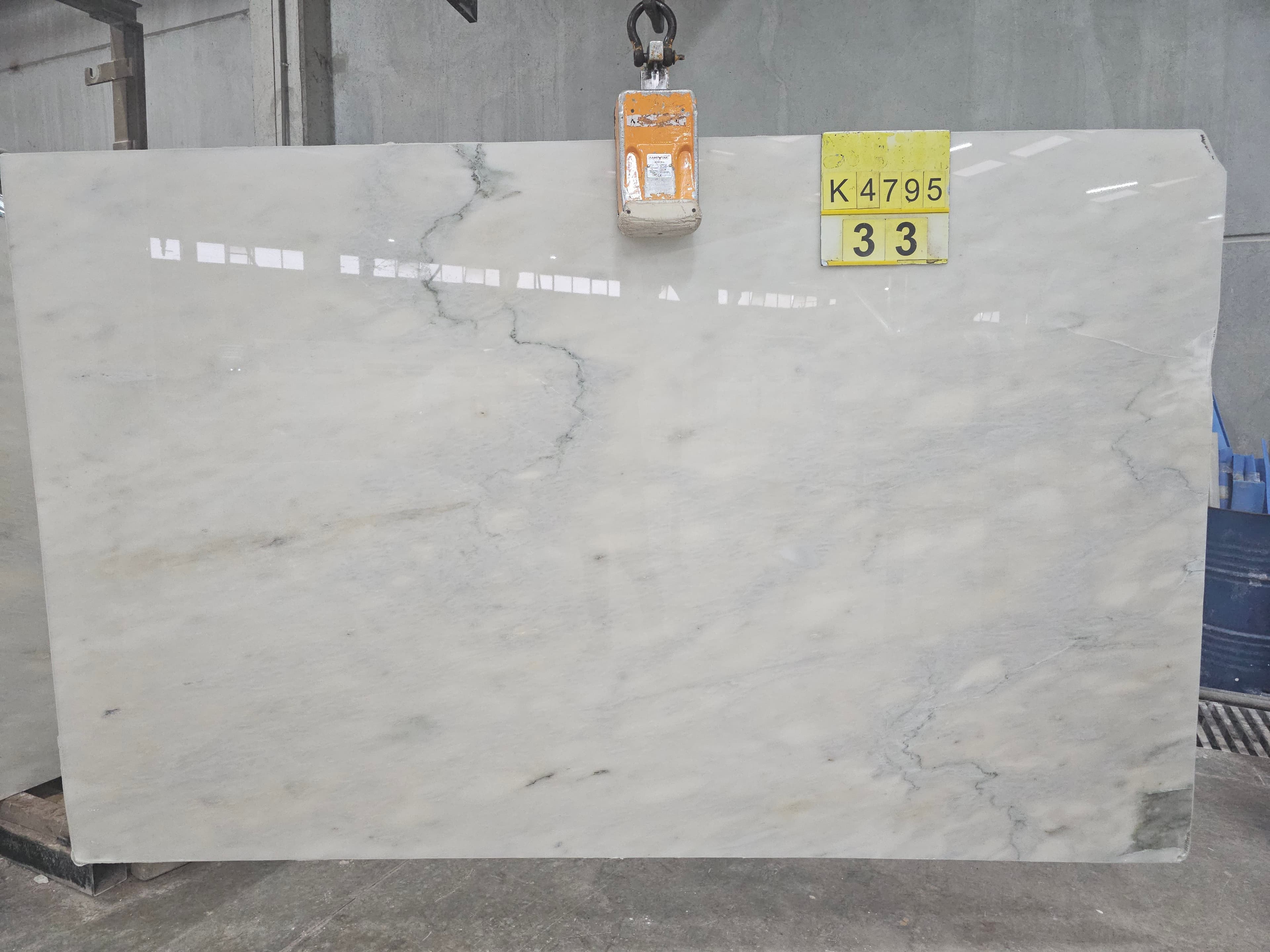 Calacatta Oyster · Select