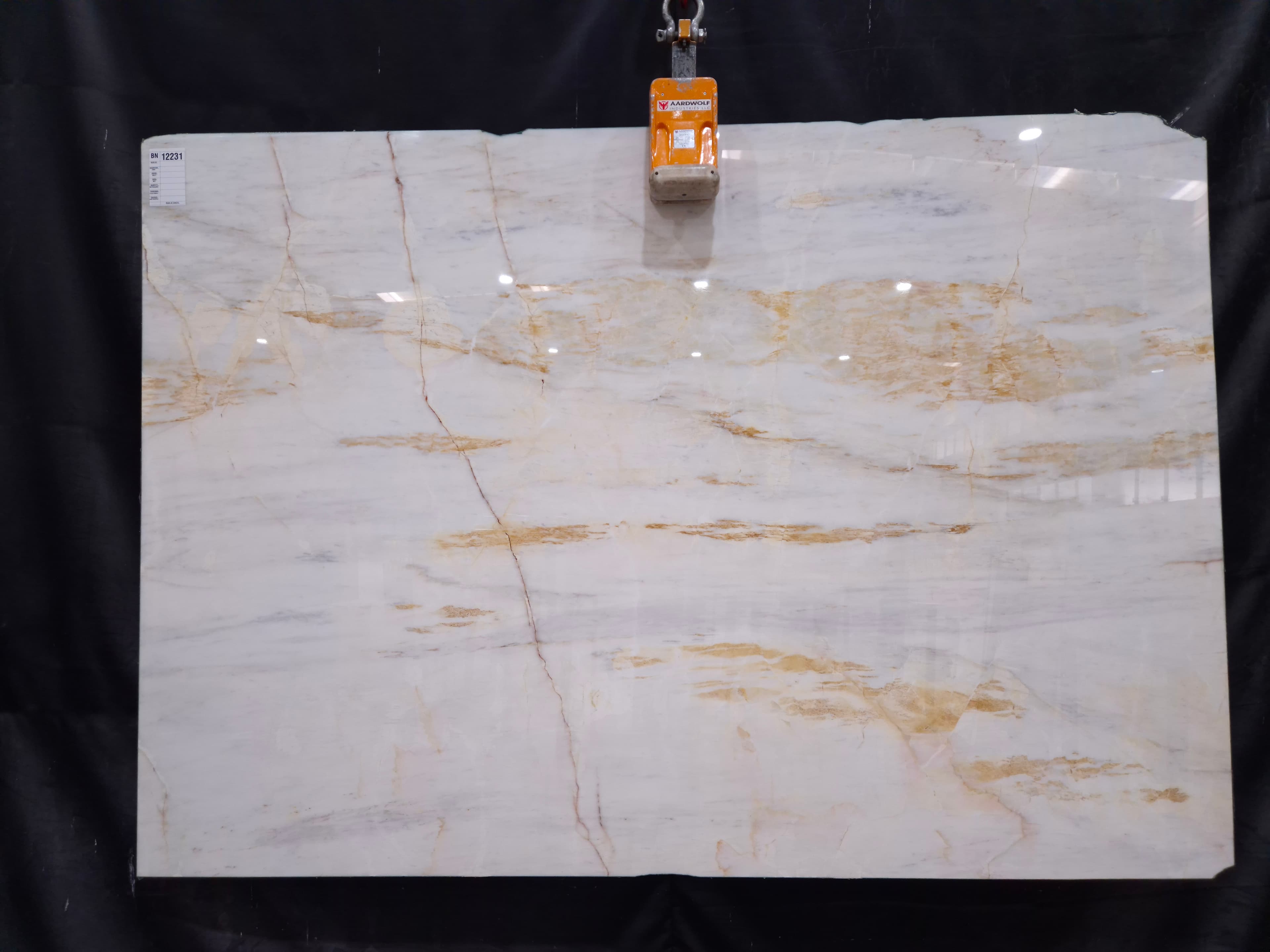 Calacatta Amber · Select
