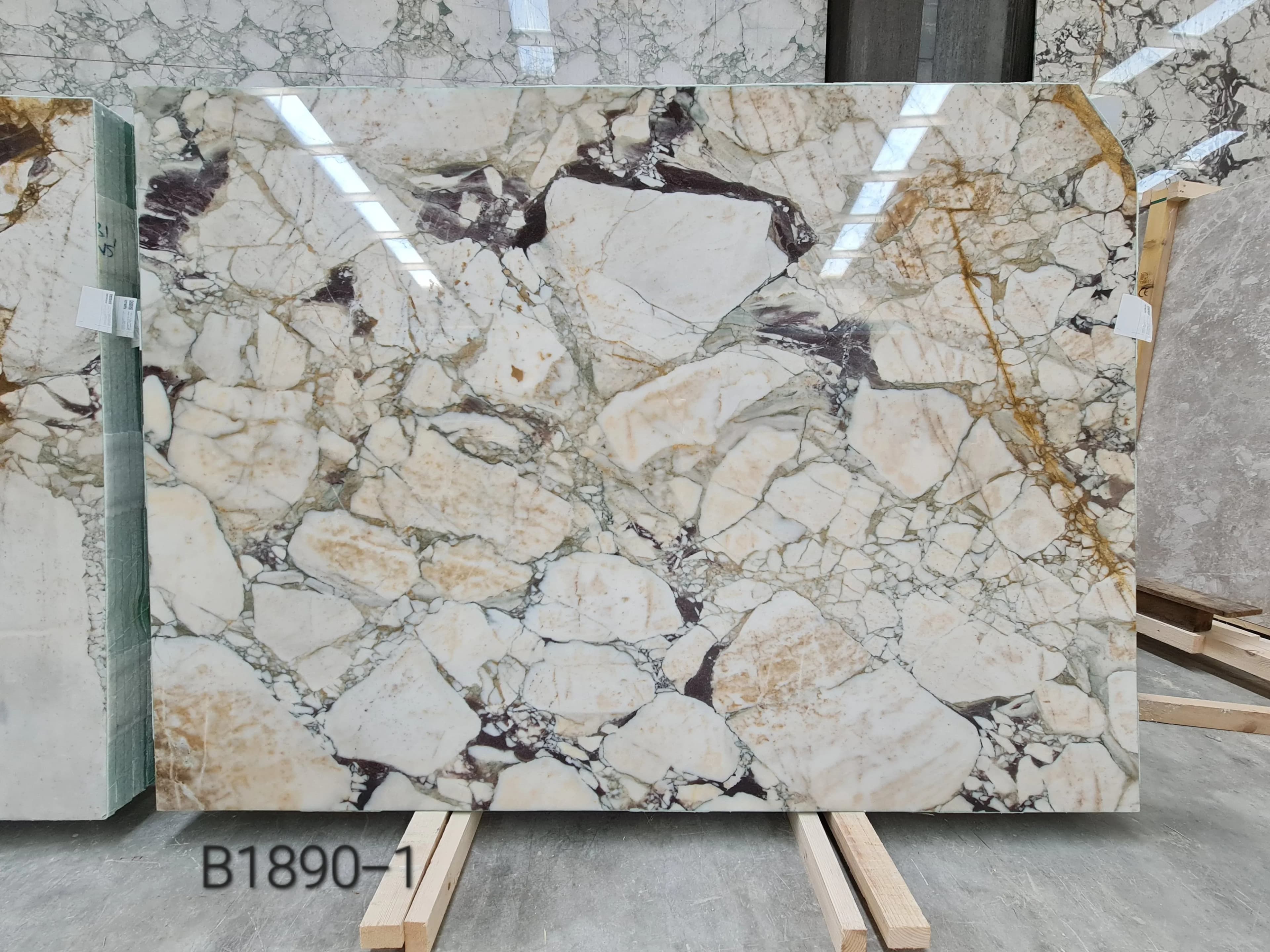 Calacatta Viola · Select
