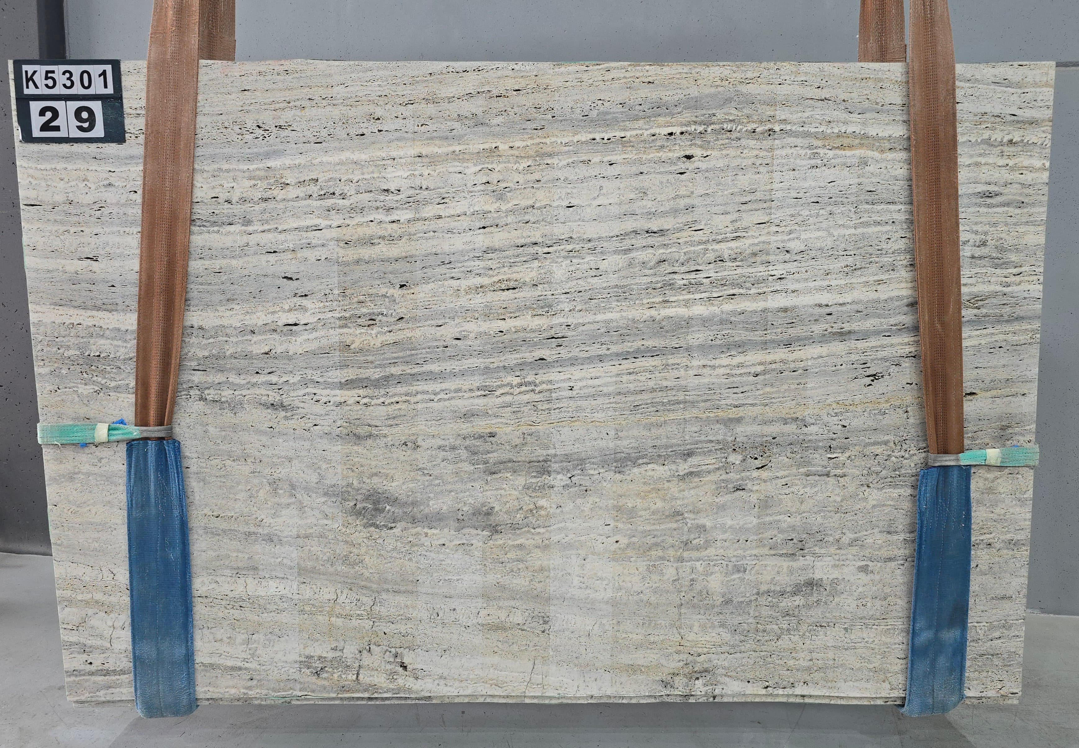 Travertino Silver · Select