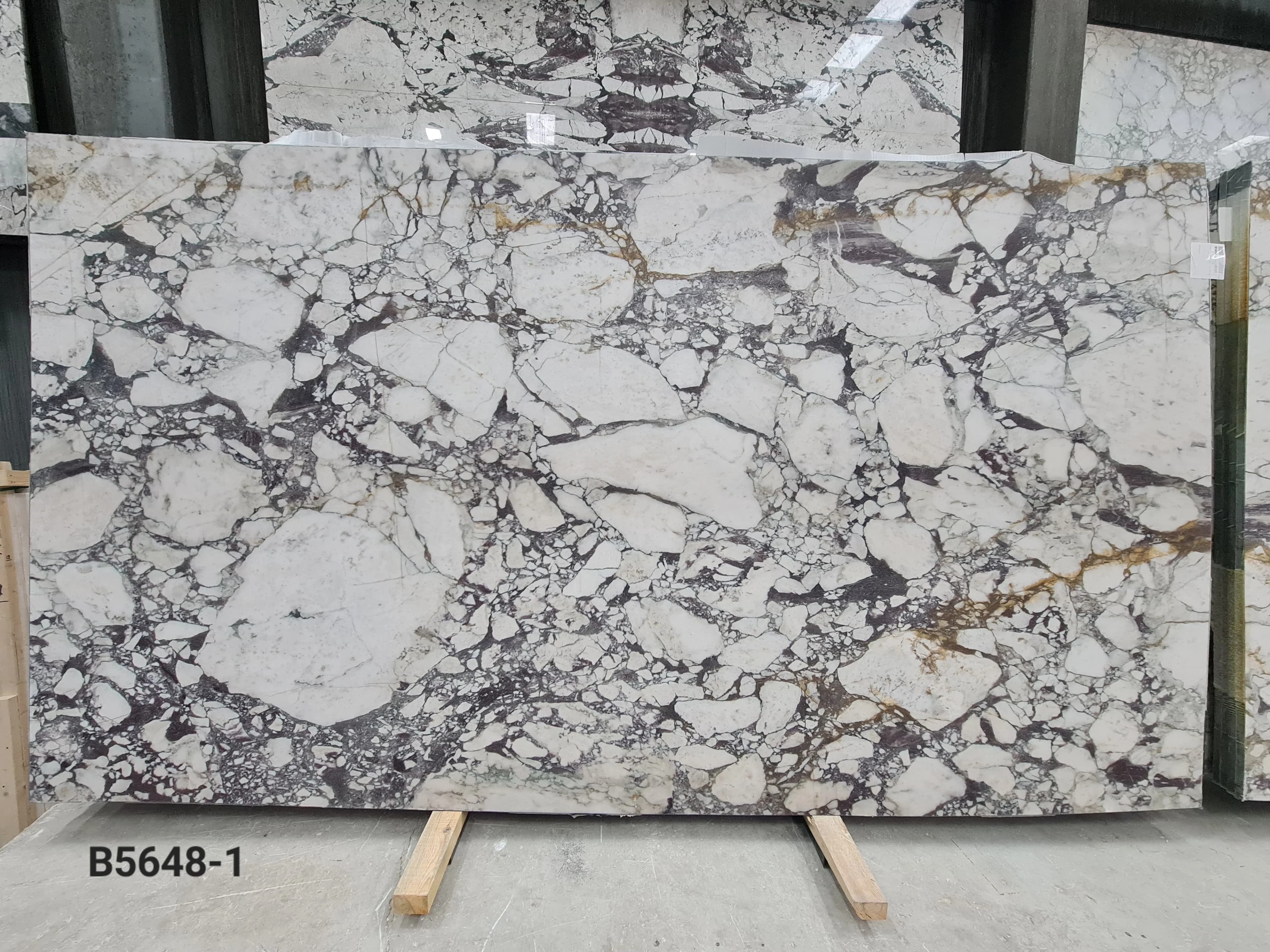 Calacatta Viola · Select