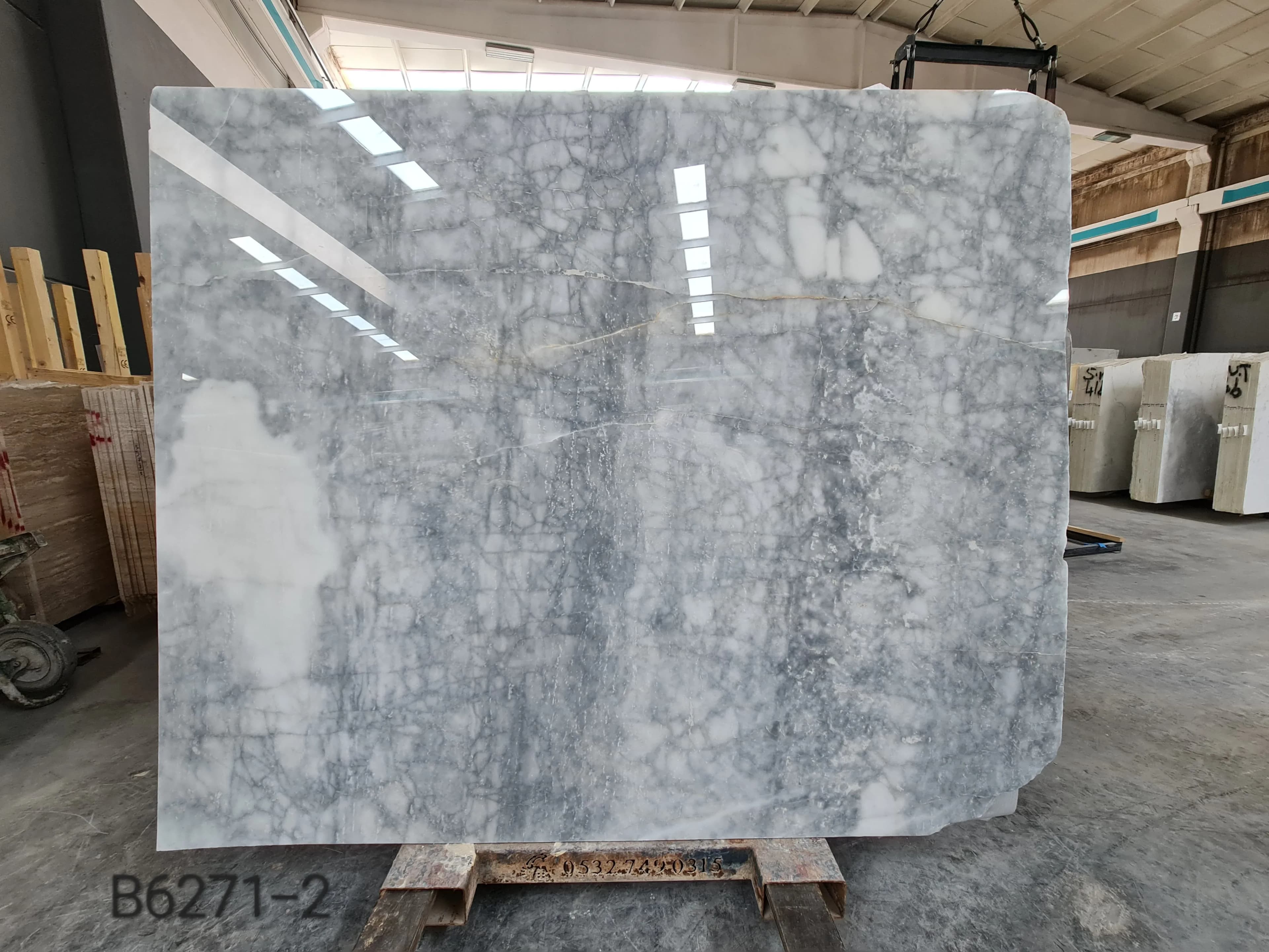 Grigio Venato · Select