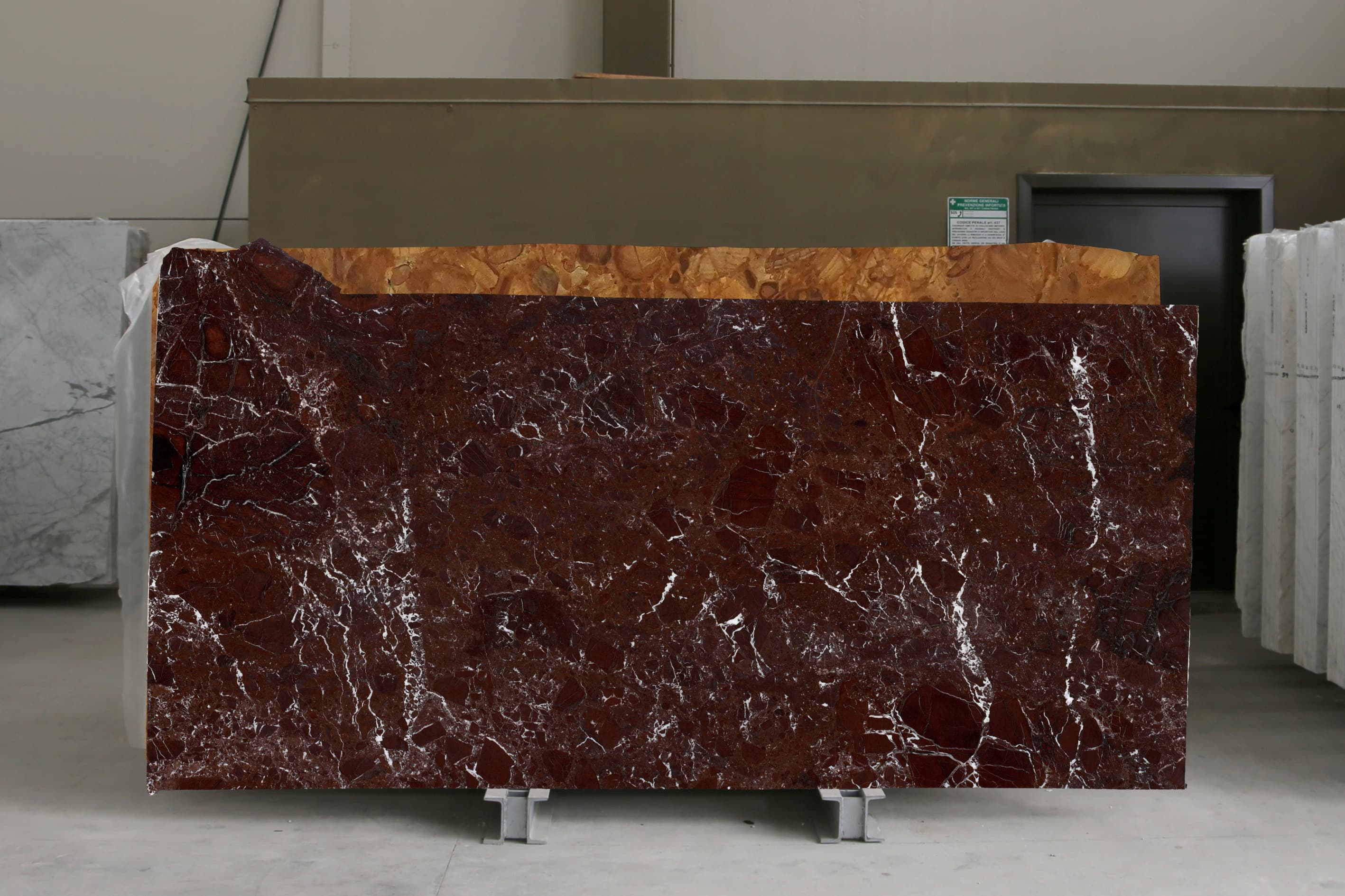 Rosso Levanto · Select · 145×290×2 cm