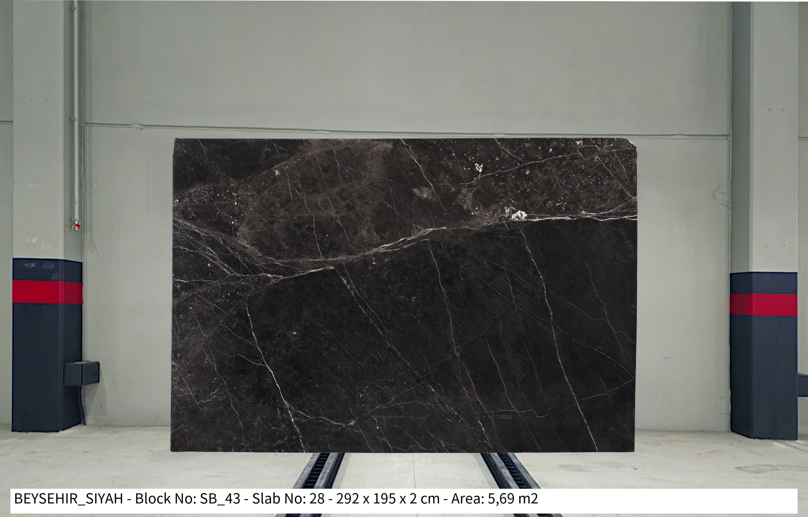 Beyşehir Black · Select