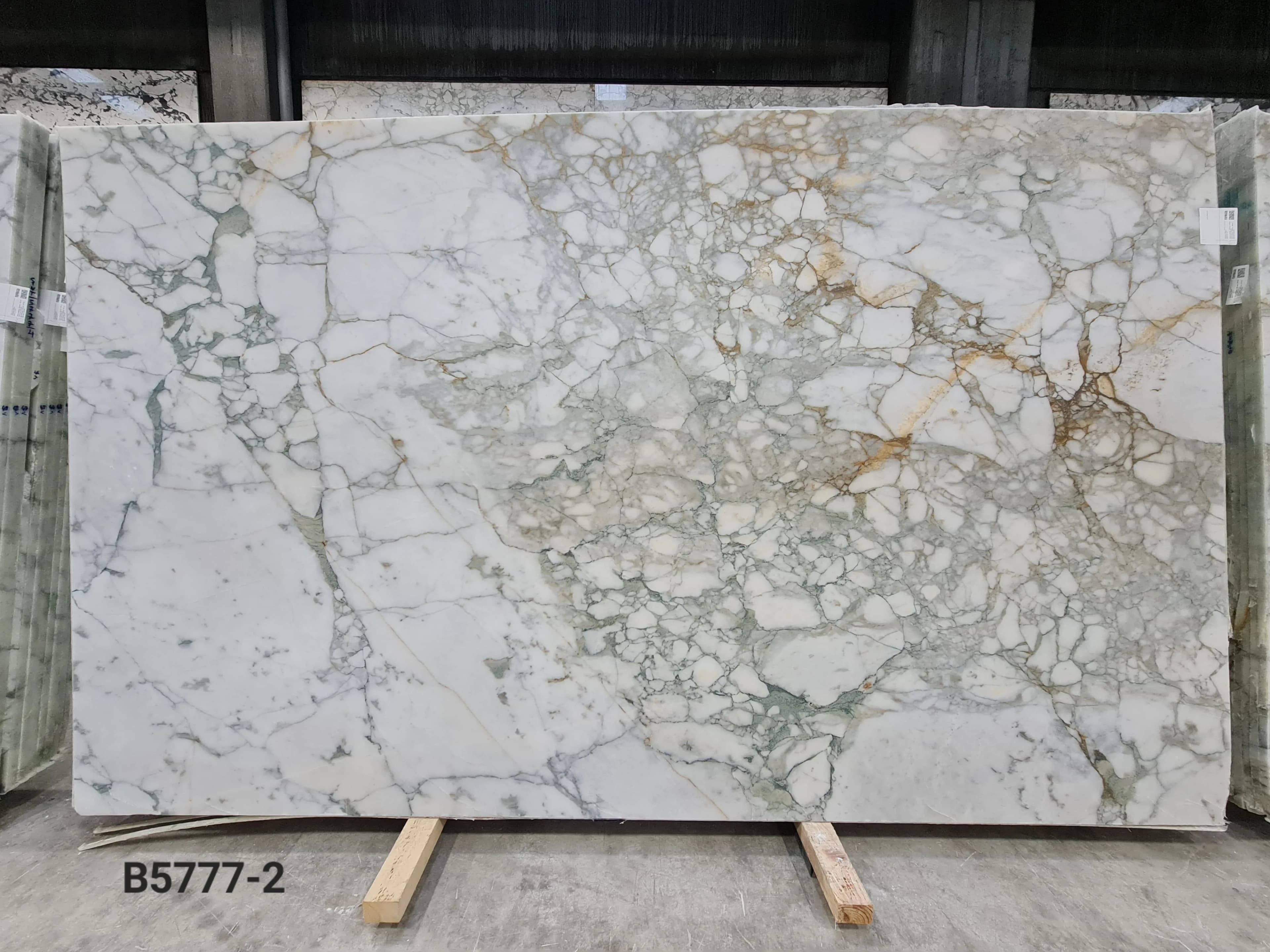 Calacatta Verde · Select