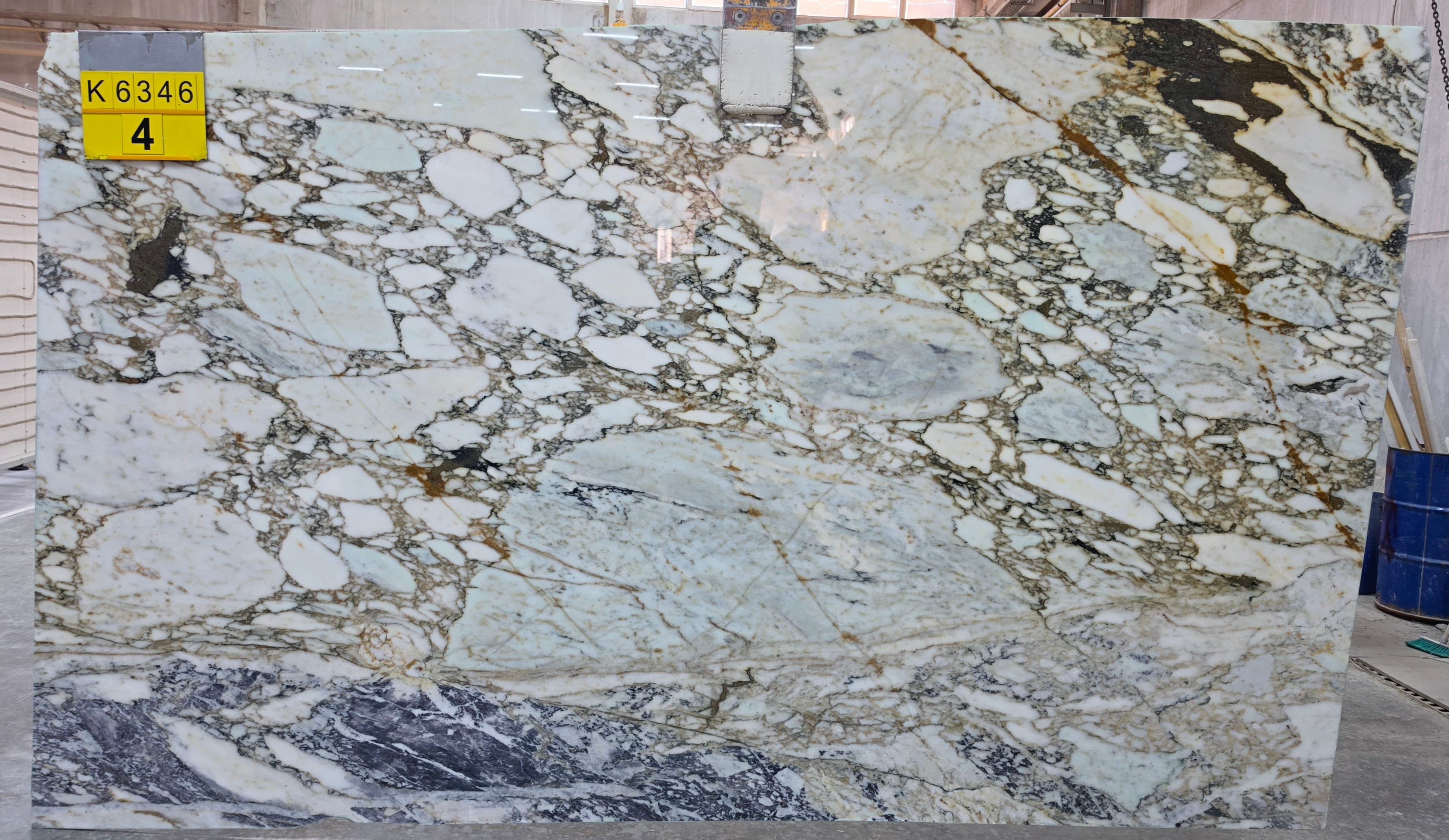 Calacatta Monet · Select