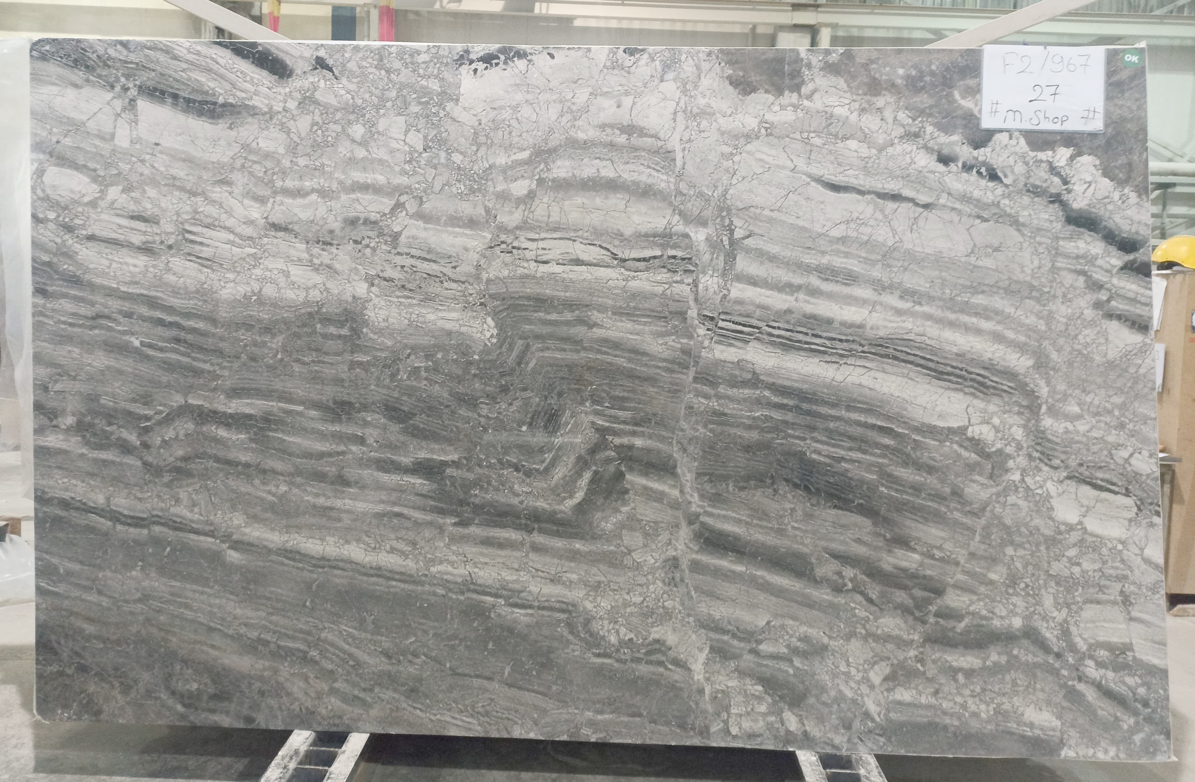 Grigio Superiore · Select