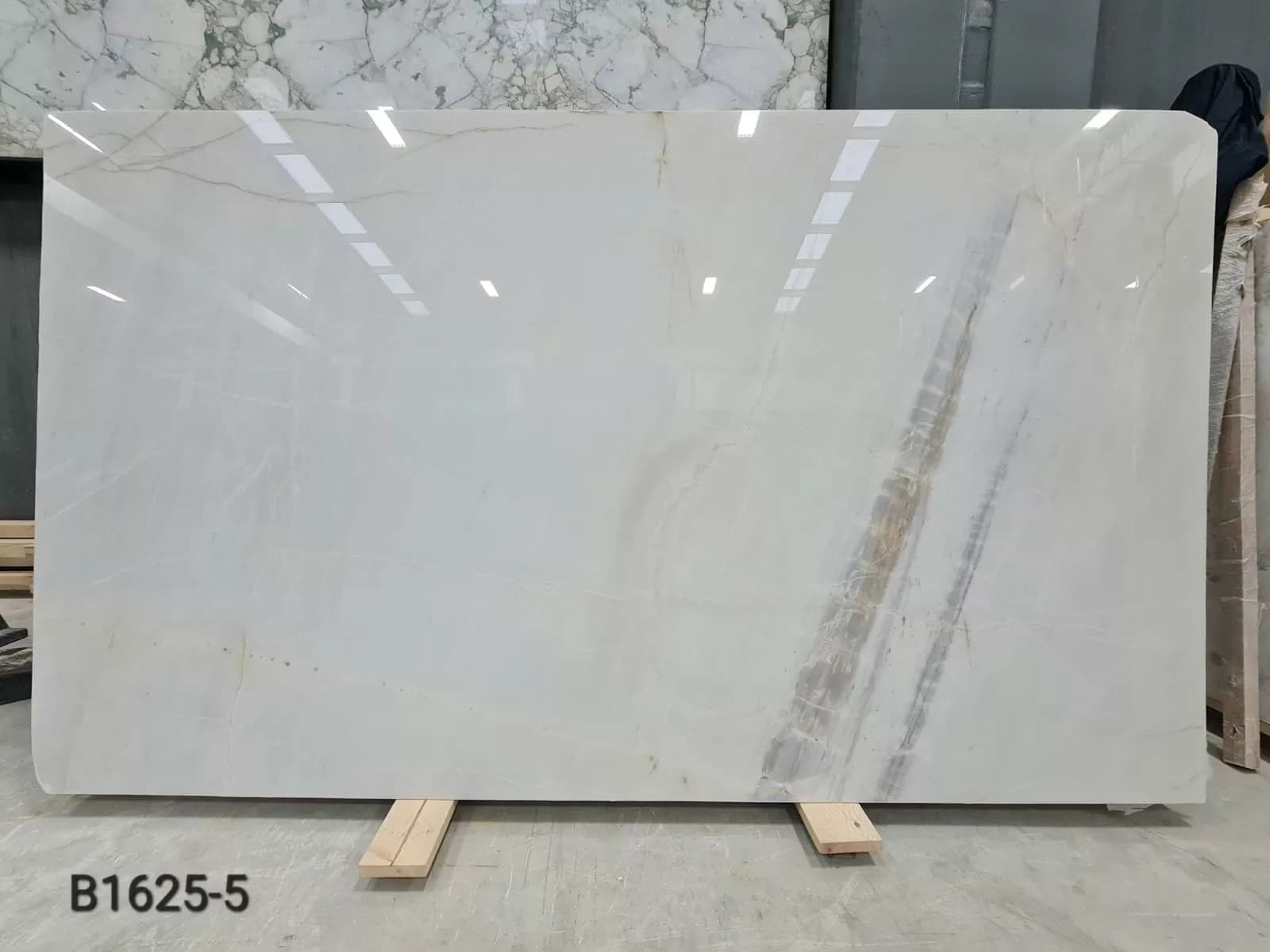 Bianco Allegro · Select