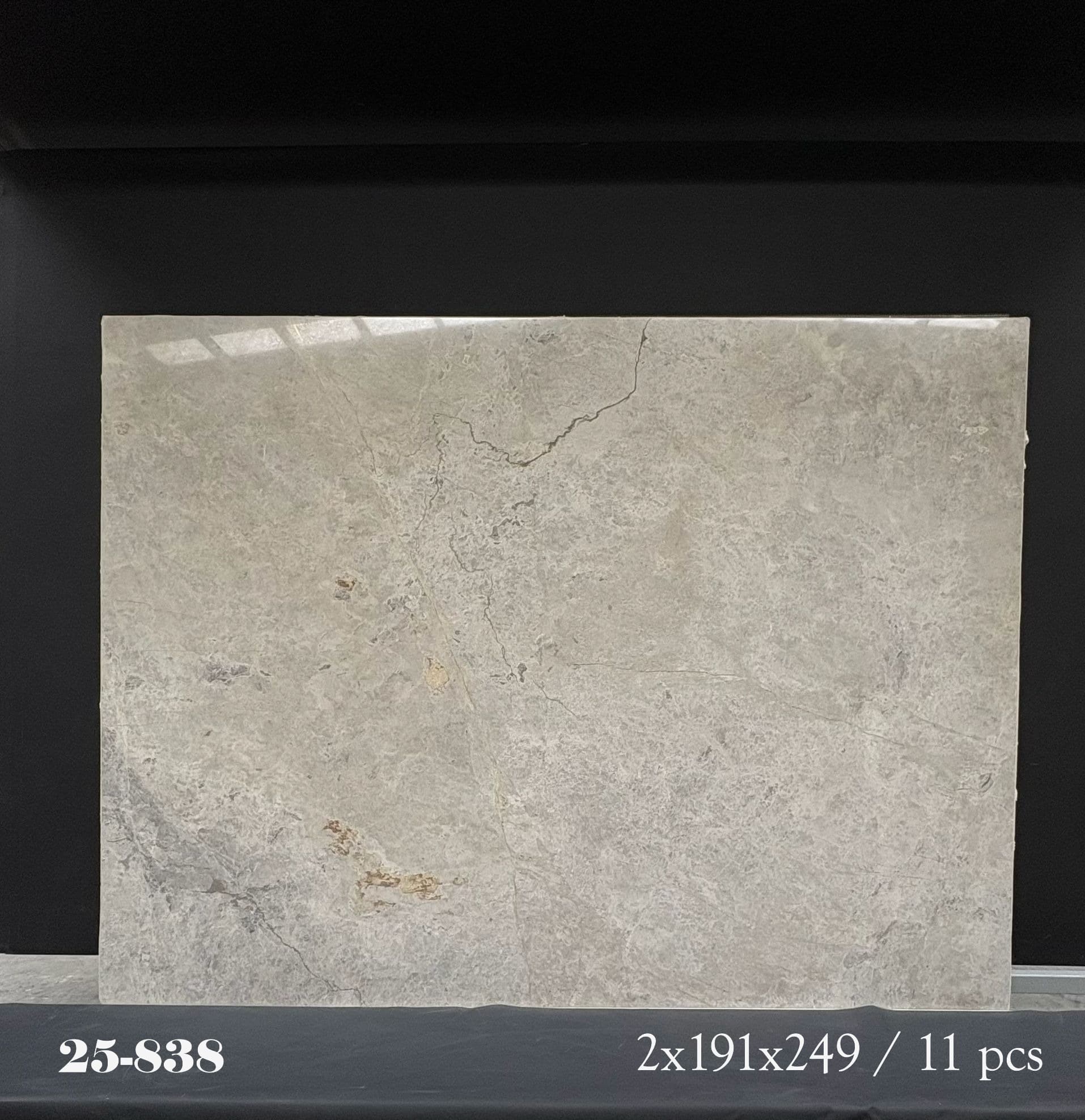 Tundra grey · Select
