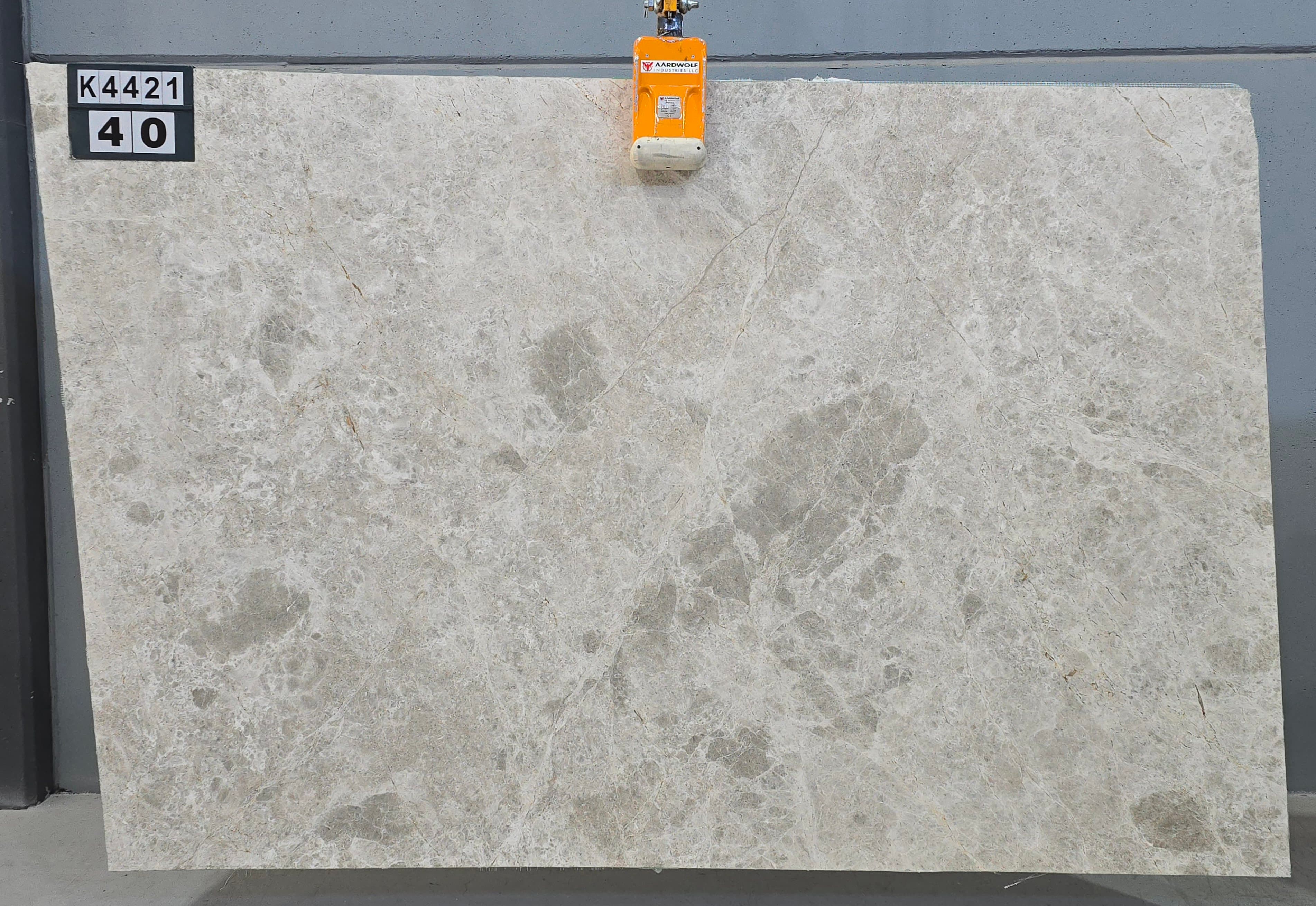 Tundra Beige · Select