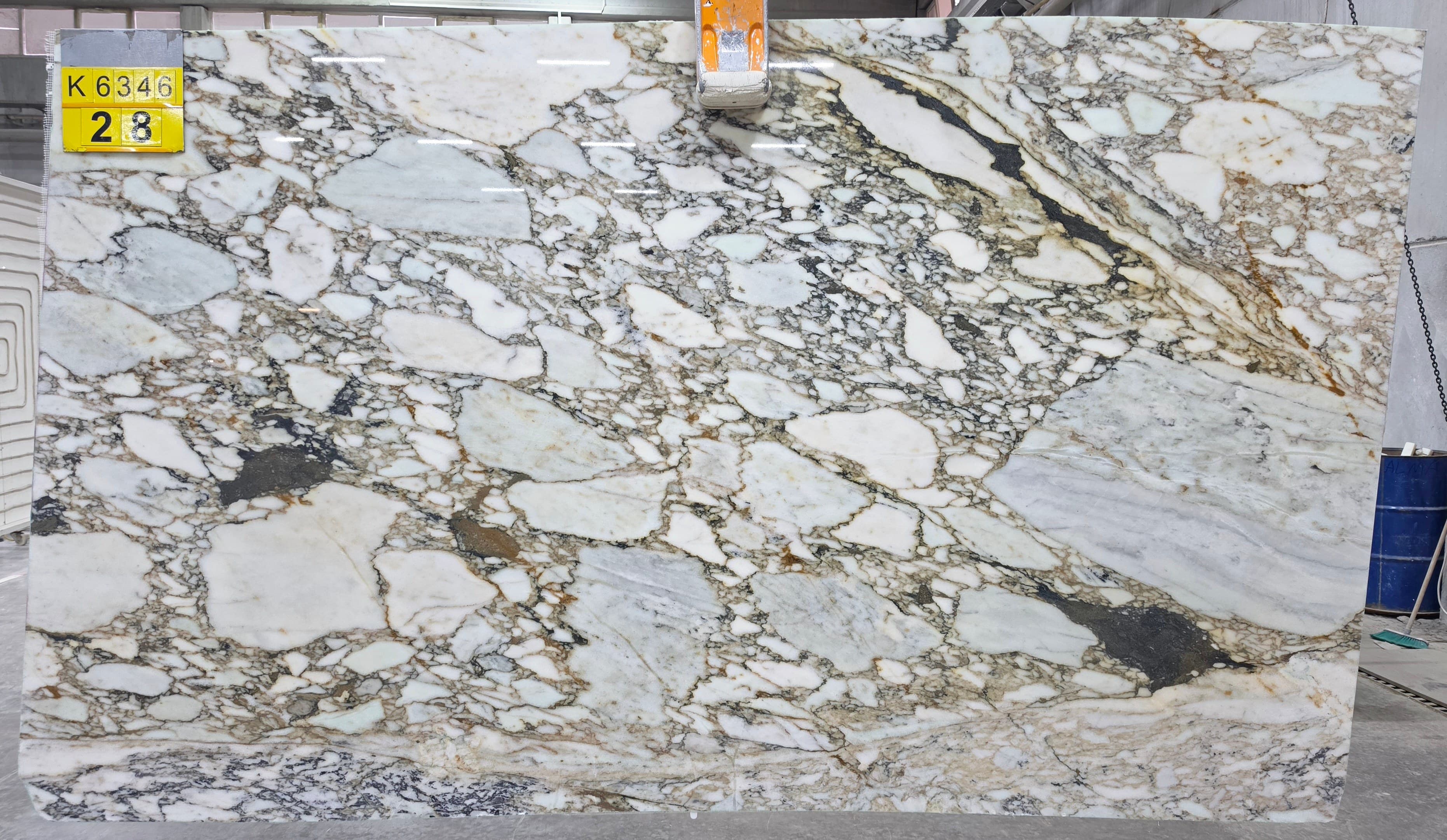 Calacatta Monet · Select