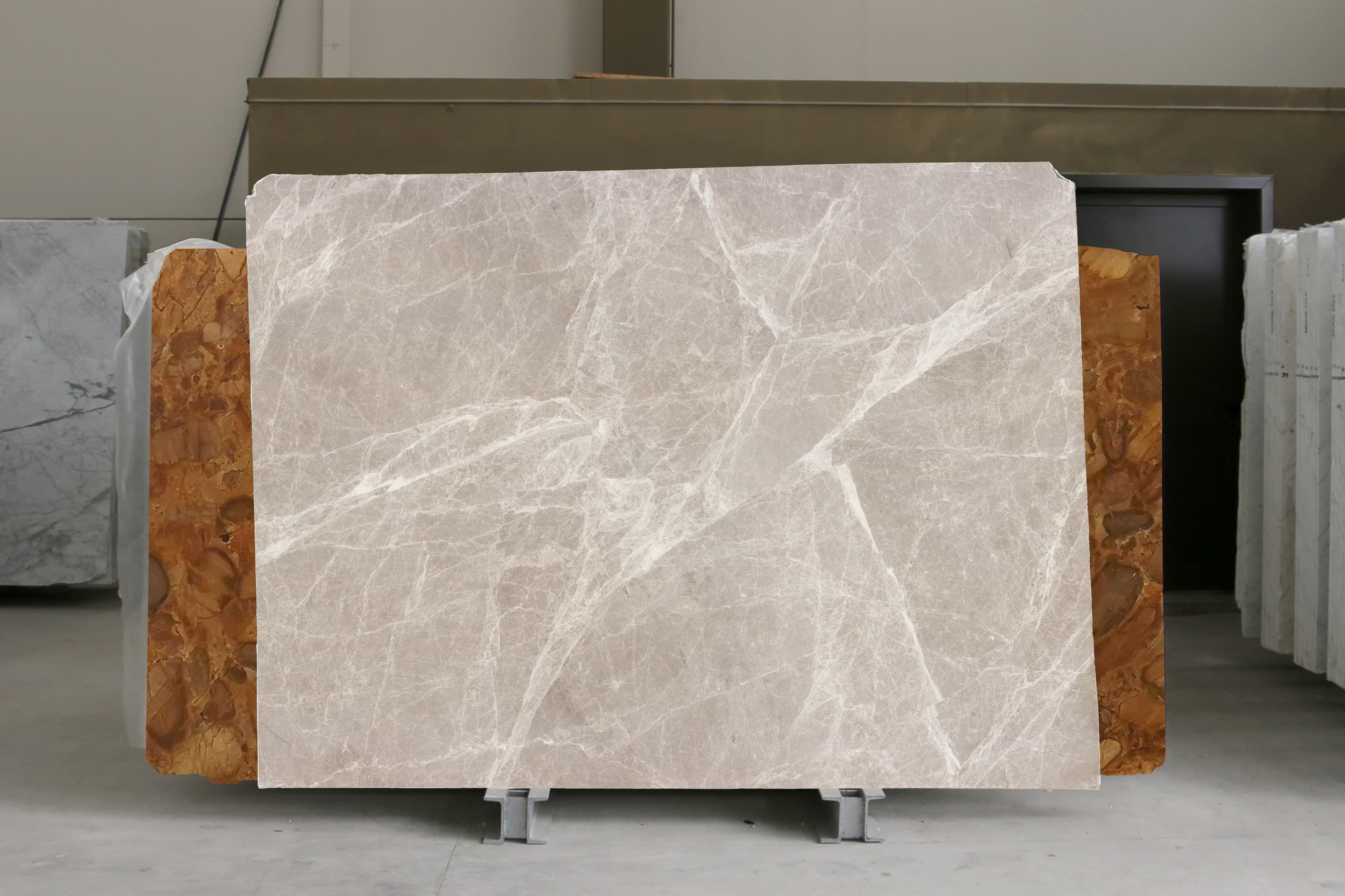 Karaman Grey · Select