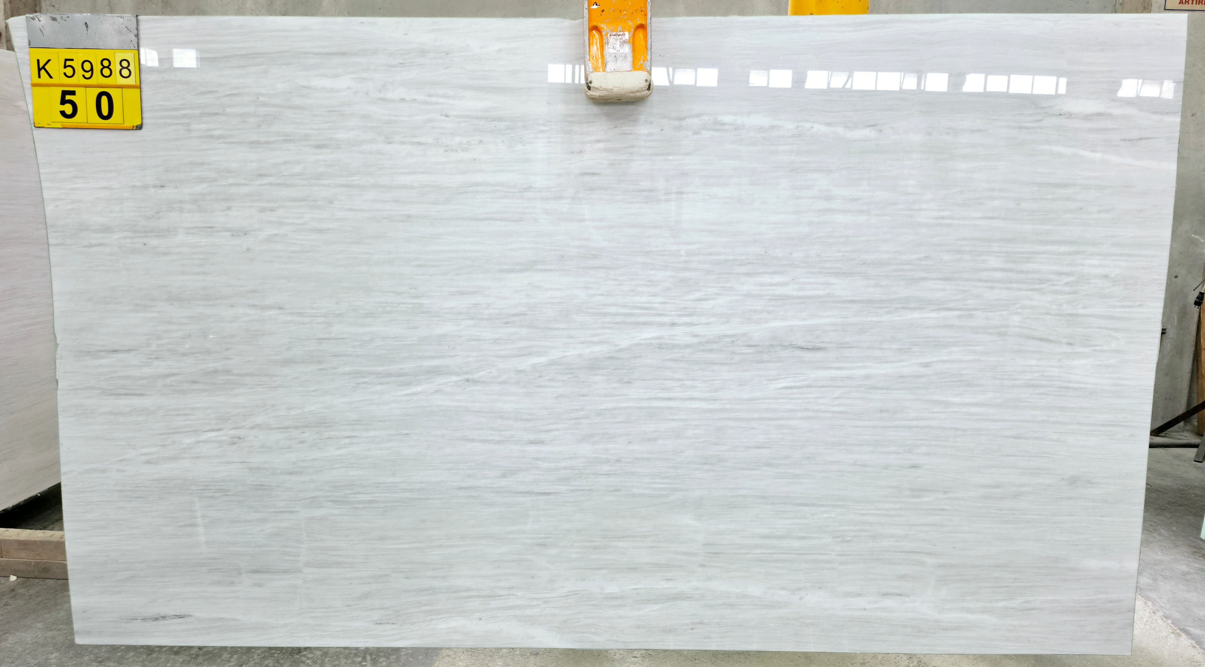 Bianco Nova · Select