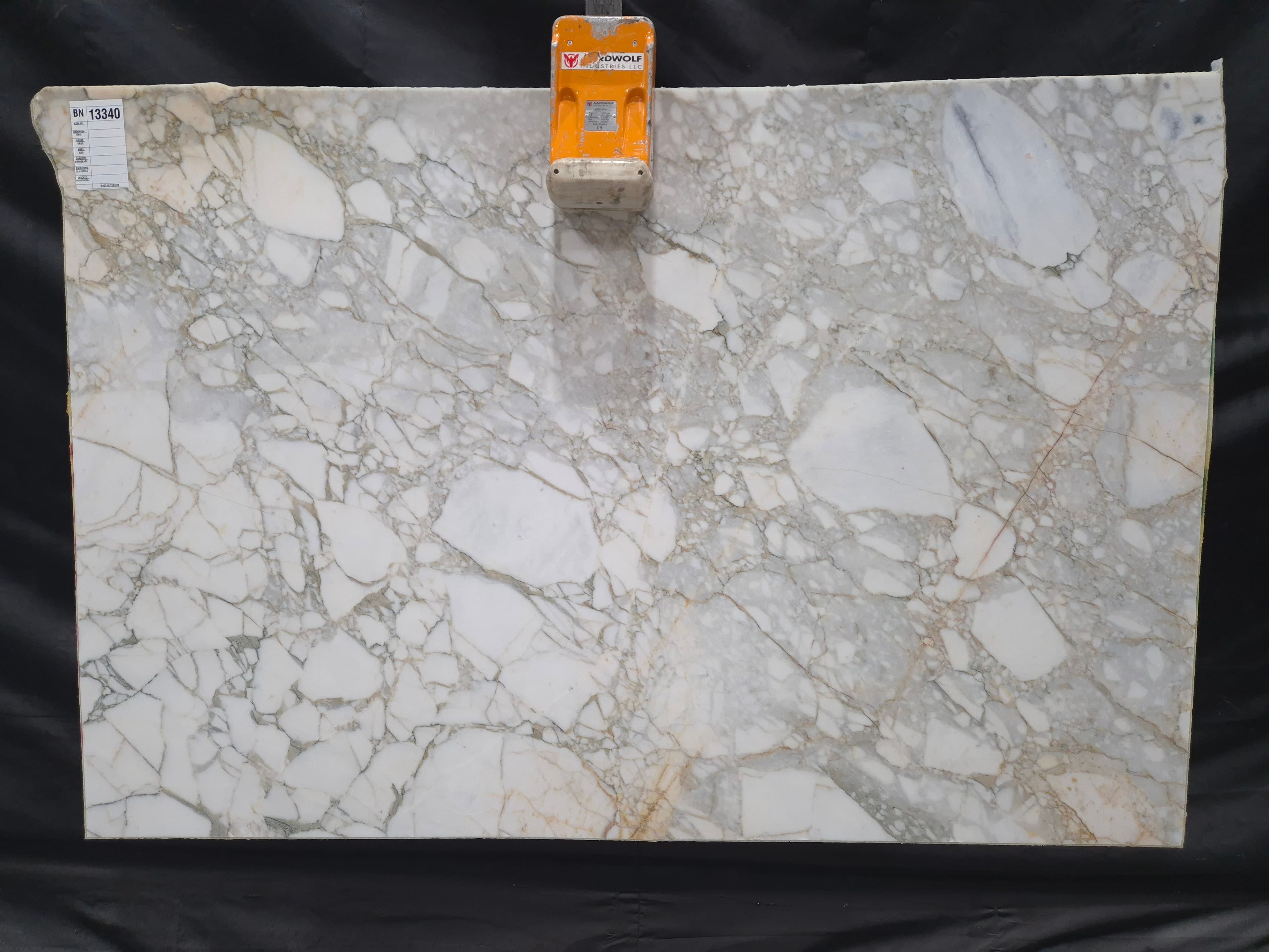 Calacatta Verde Gold · Select