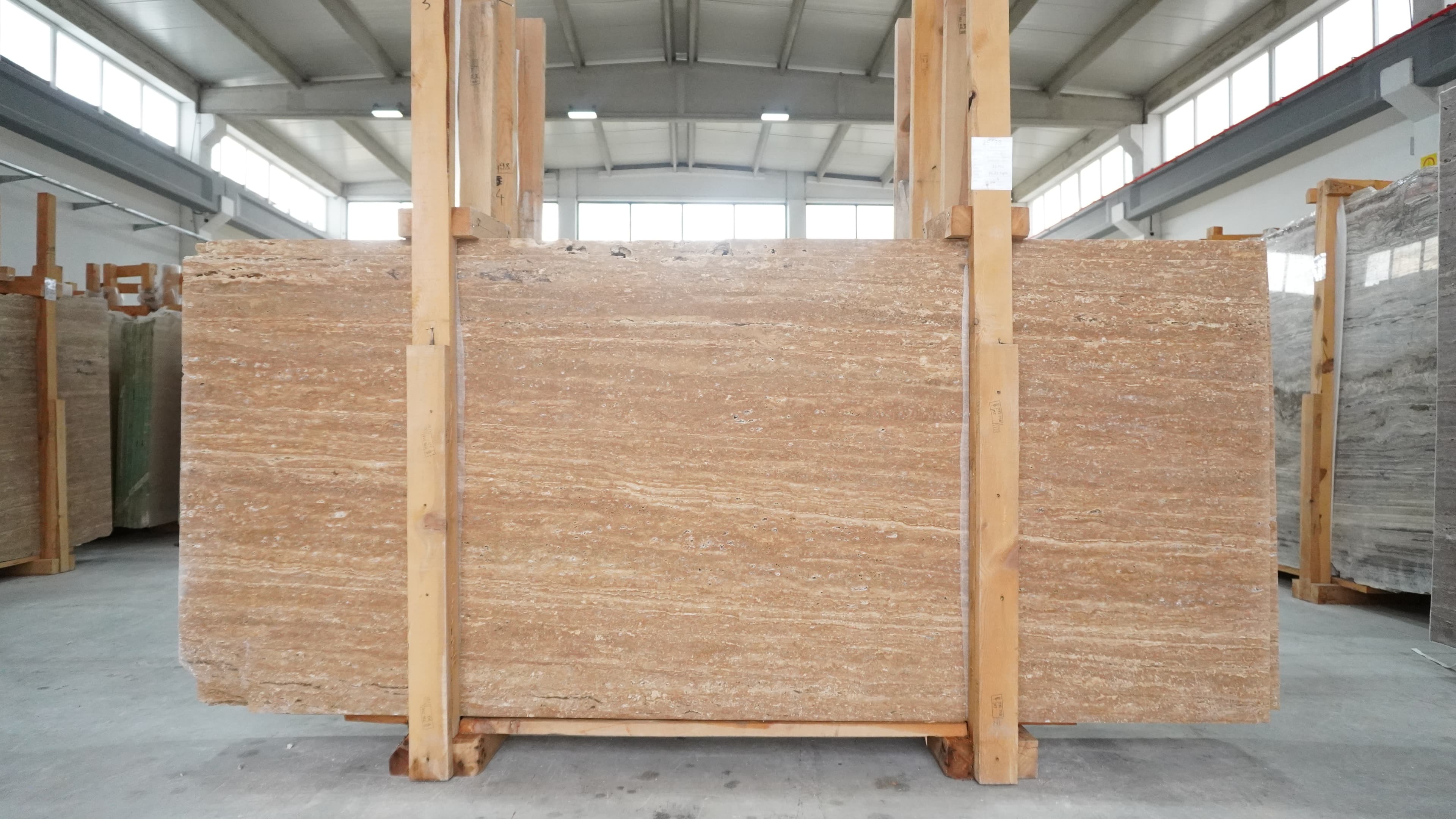 Noce Travertine · Select
