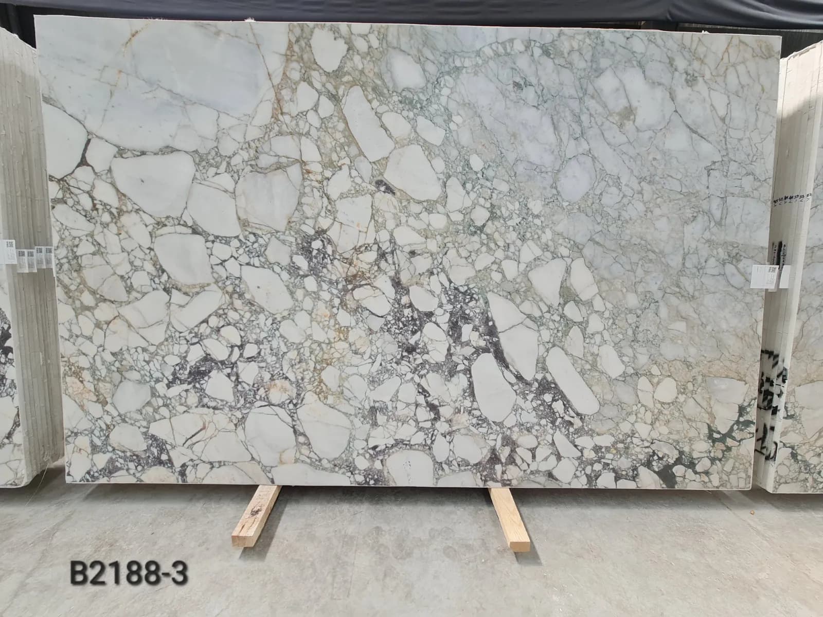 Calacatta Verde · Select