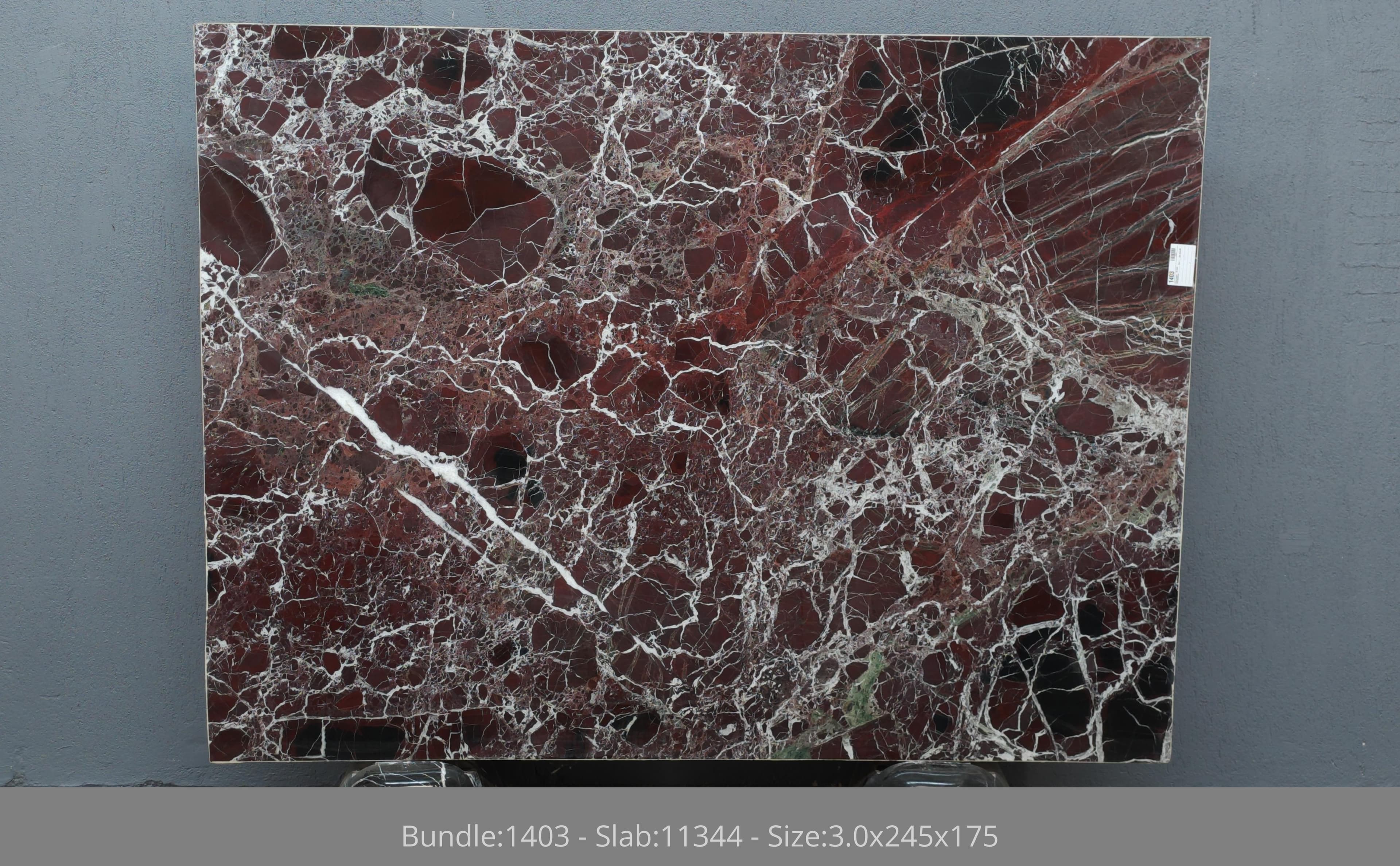 Rosso Levanto · Select · 175×245×3 cm