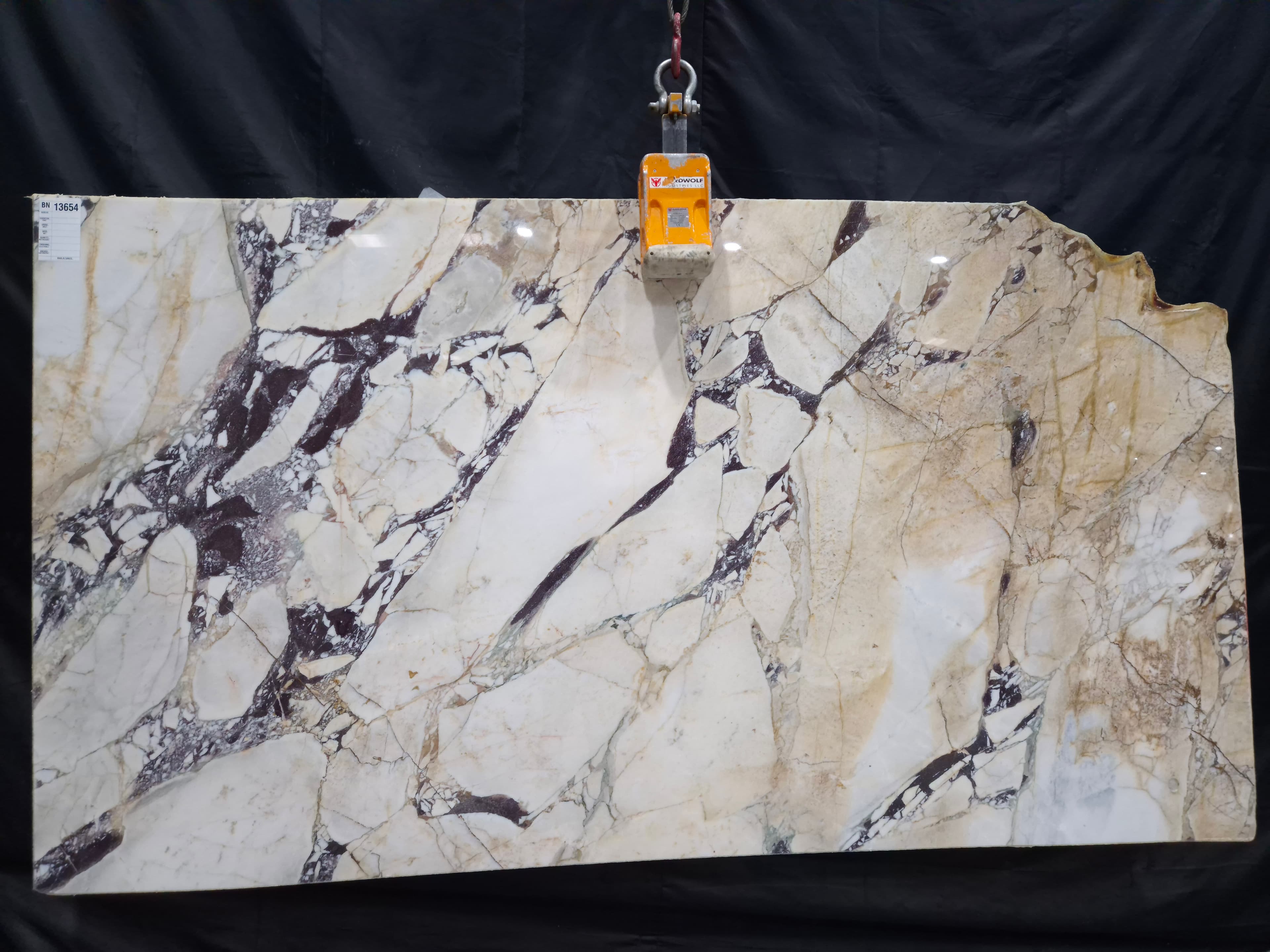 Calacatta Viola Gold · Select