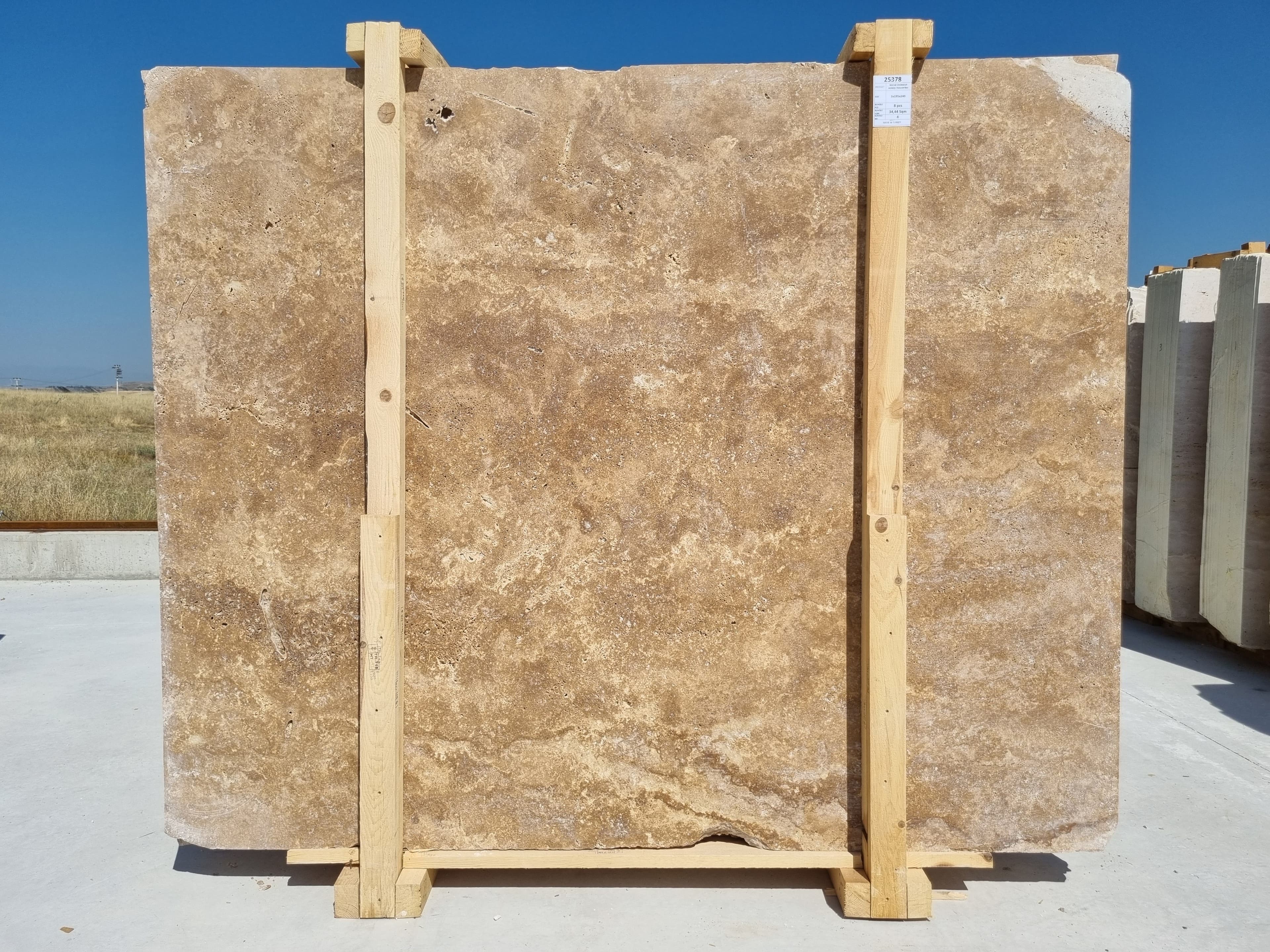 Noce Travertine · Select