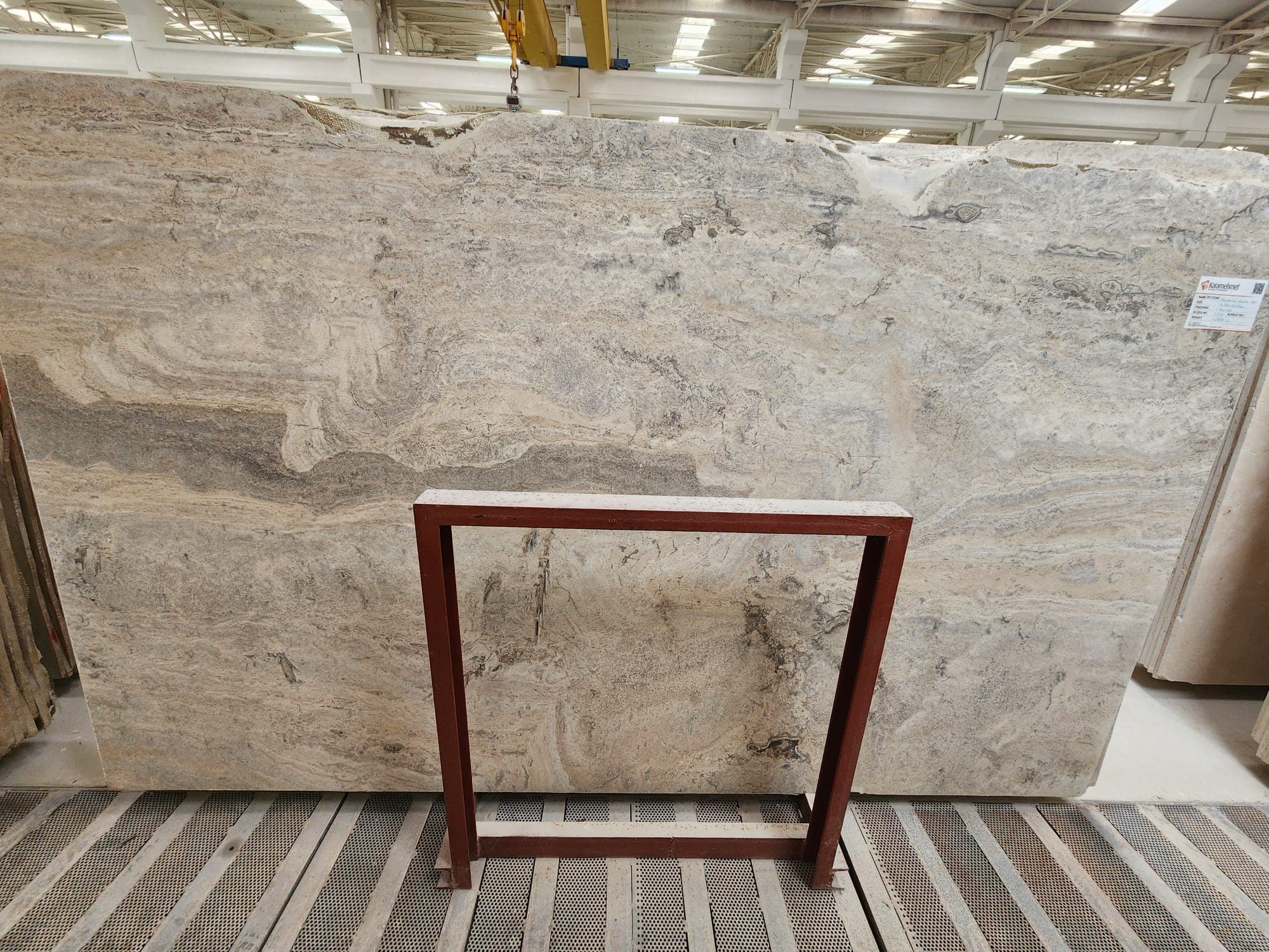 Travertino Silver · Select